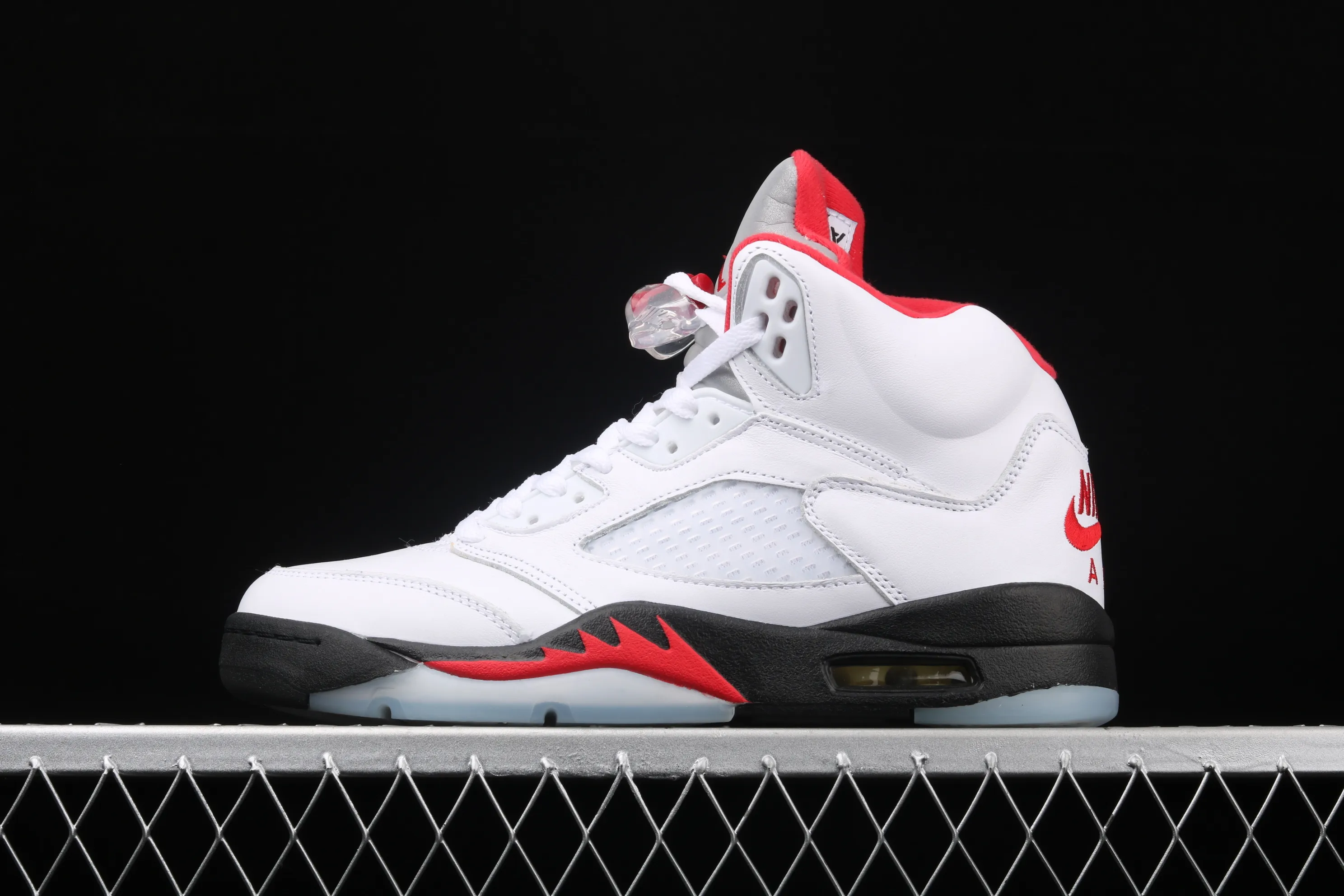 All Categories Air Jordan Jordan Series Basketball Shoes Air Jordan 5 Air Jordan 5 Fire Red AJ5 Joe 5 Rukawa Maple Fire Red Color DA1911-102